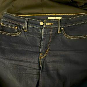 LEVI’S - BRAND NEW - WITHOUT TAGS